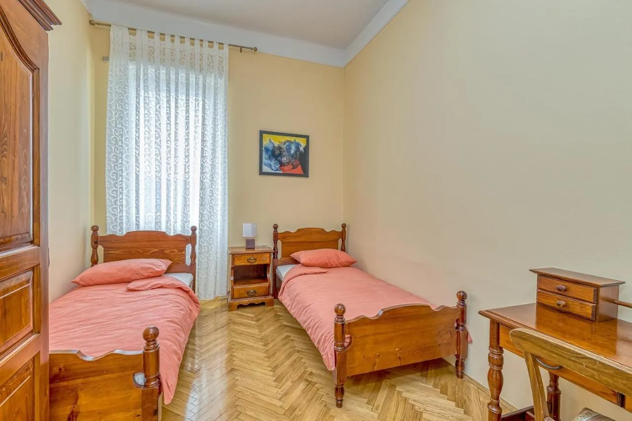 Apartment Viking Rovinj With Sea View